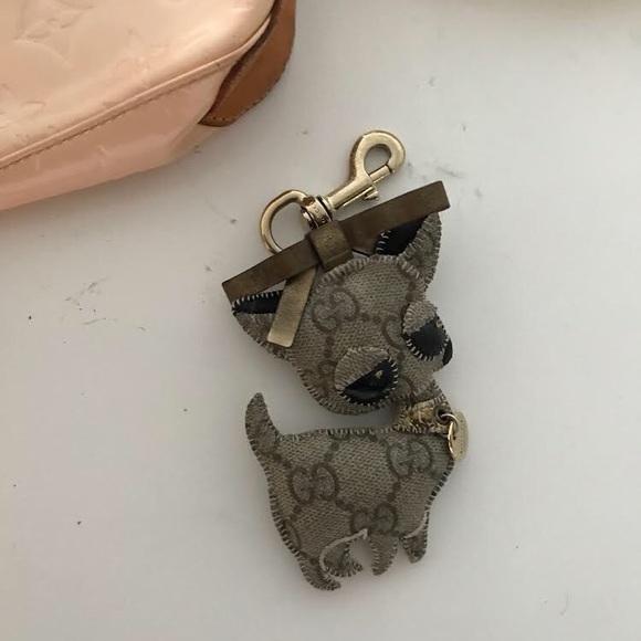 Gucci key ring..